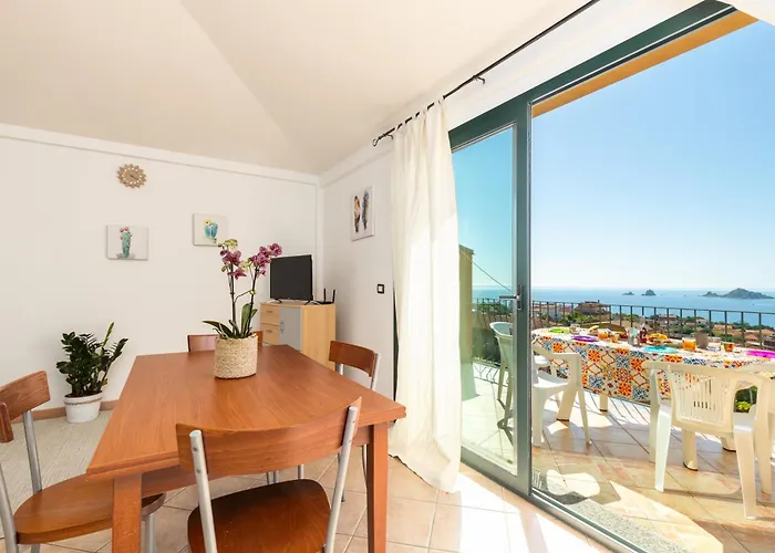 Апартаменты Bynos Sea View